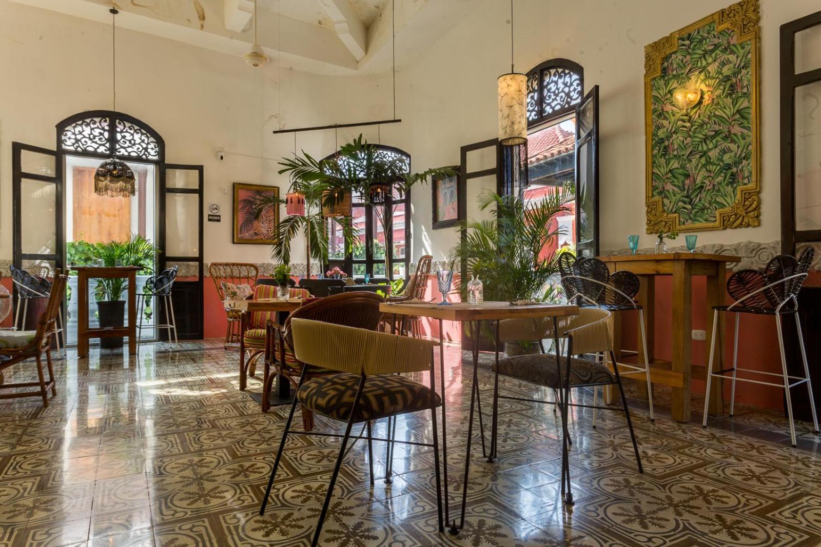 Al Alma Apart-Suites Cartagena Eksteriør billede